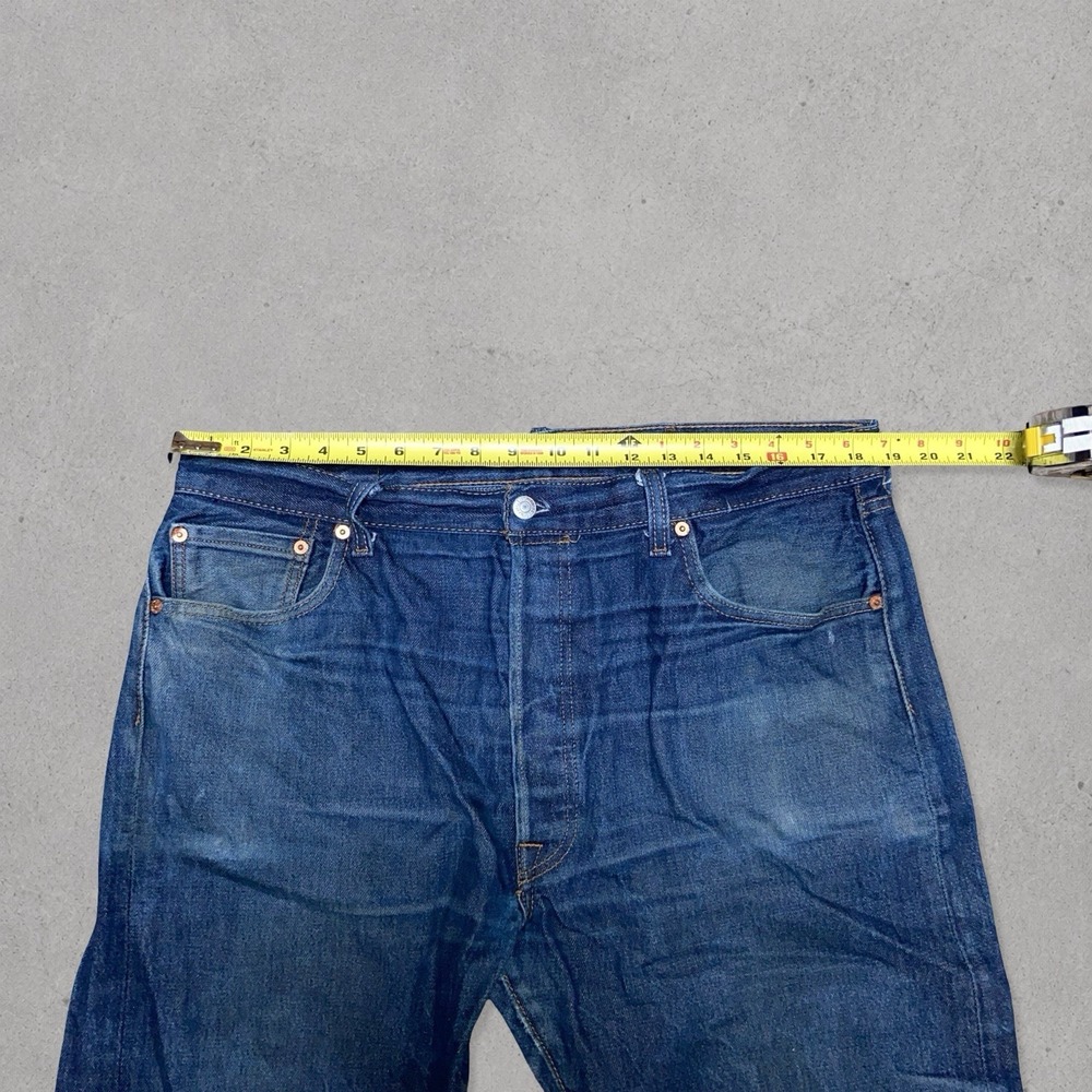 Levi's 501 Jeans Men's 38x32 (38x30) Blue Straight Leg Button Fly Denim Pants - Picture 5 of 10